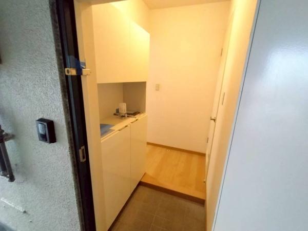宮崎市江平西1丁目のマンション(玄関)