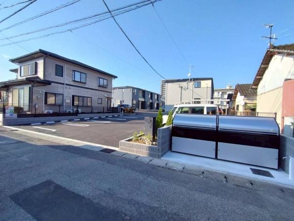 カームタイム Ⅱ(駐車場)