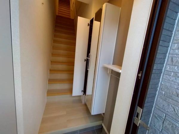 メテオール・ケイ 1(玄関)