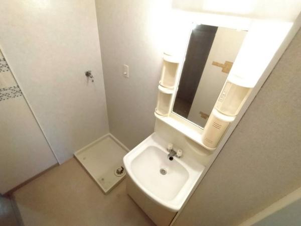 宮崎市東宮1丁目のアパート(洗面台・洗面所)