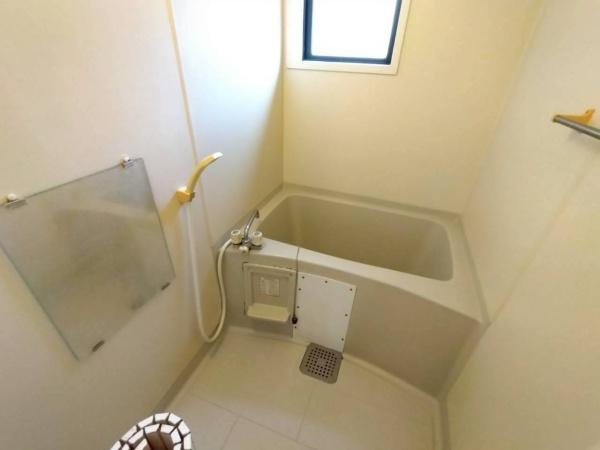 宮崎市東宮1丁目のアパート(バス)