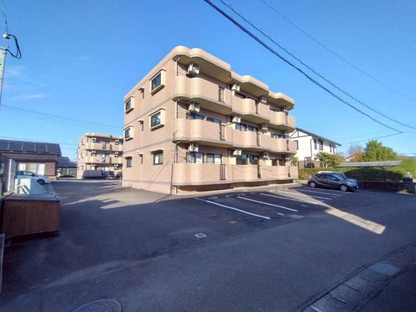 宮崎市下北方町横小路のマンション