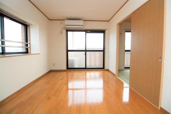 ジェネシス大島B