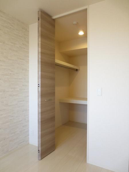 グランシャリオB棟