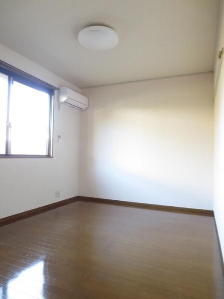 ファミール本郷A棟