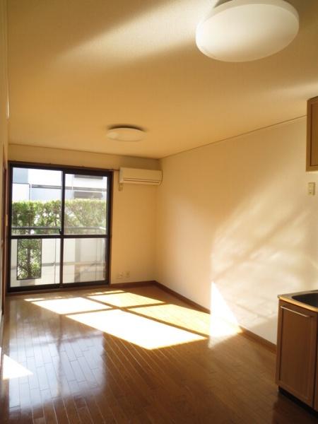 ファミール本郷A棟