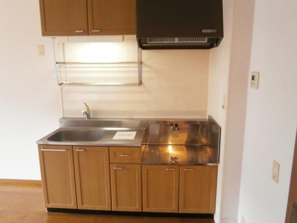 ファミール本郷A棟