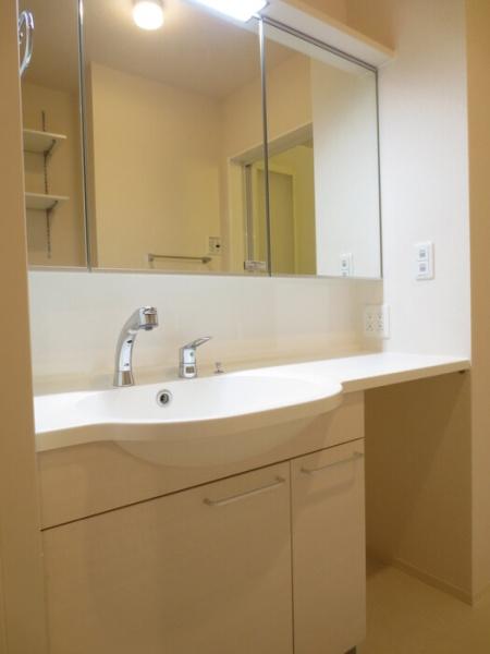 ルーム　ケースリー　C棟