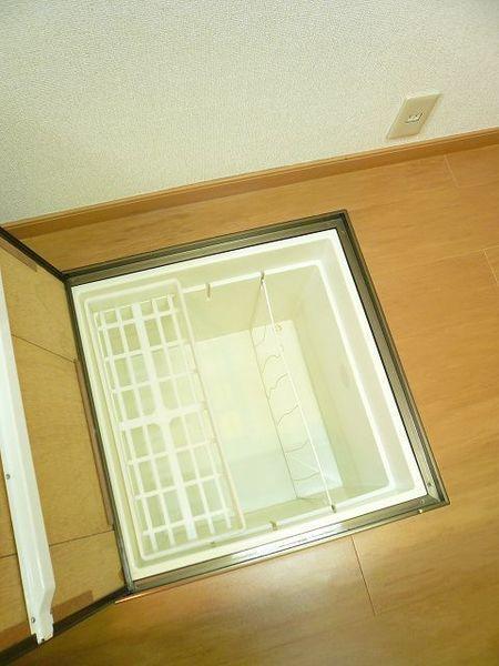 エステ－トヒルズ　Ｂ