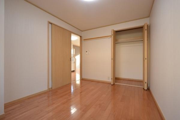 ファミールあおきB棟