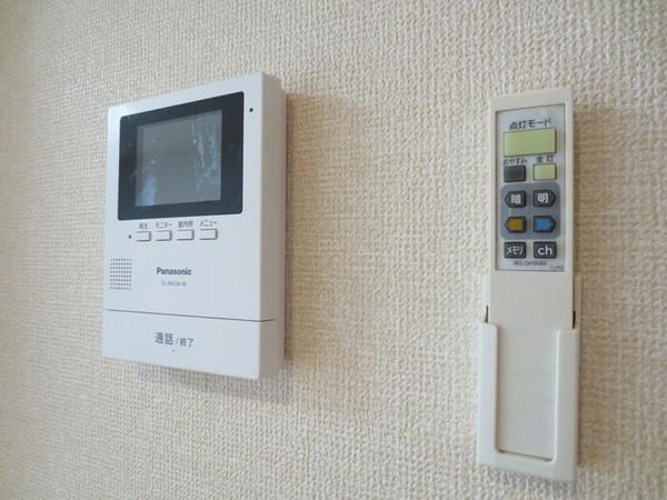 アムールHIDAKA