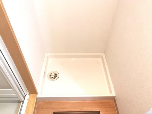 エミールシャラン