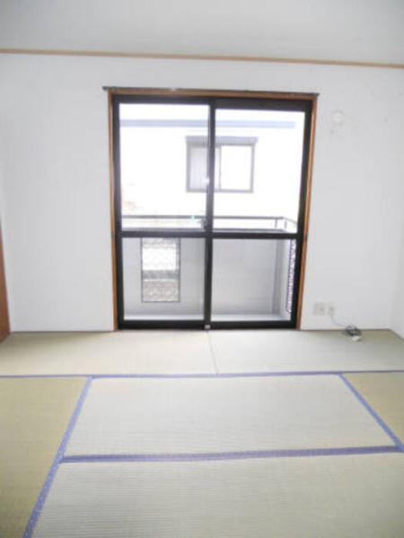 ファミール本郷B棟