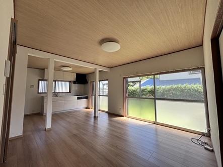 鳩山戸建て