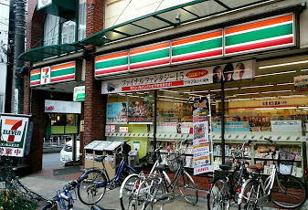 サンパーク谷津(セブンイレブン上尾モンシェリー店)