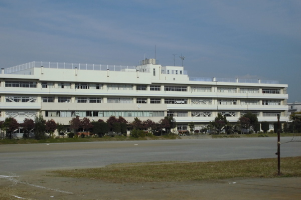 瀧林邸(桶川市立加納中学校)