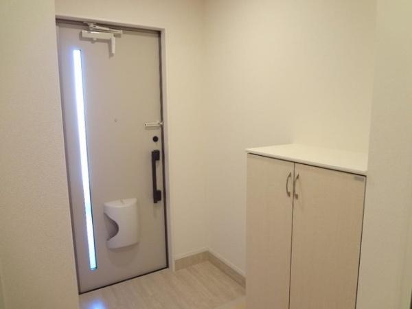 ポップ・メゾン(玄関)