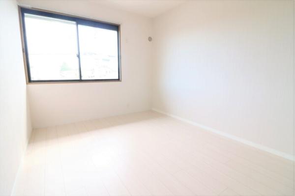 エントピアマルオカ