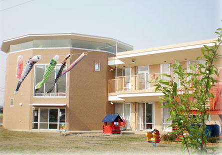 エントピアマルオカ(ころぽっくる保育園)