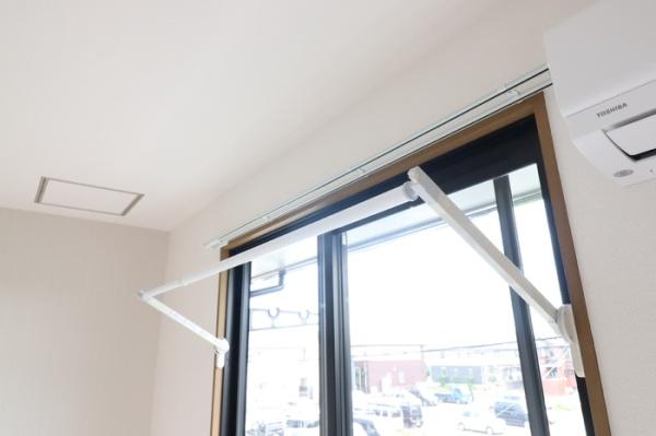 エントピアマルオカ