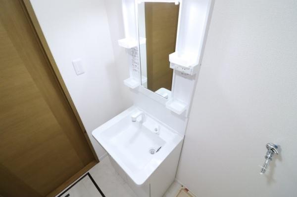 エントピアマルオカ