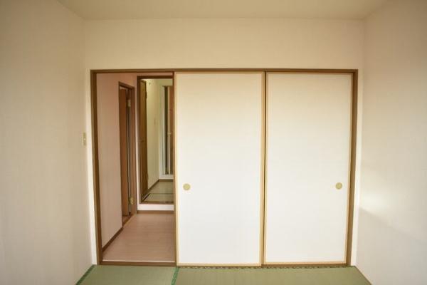 エントピアマルオカ