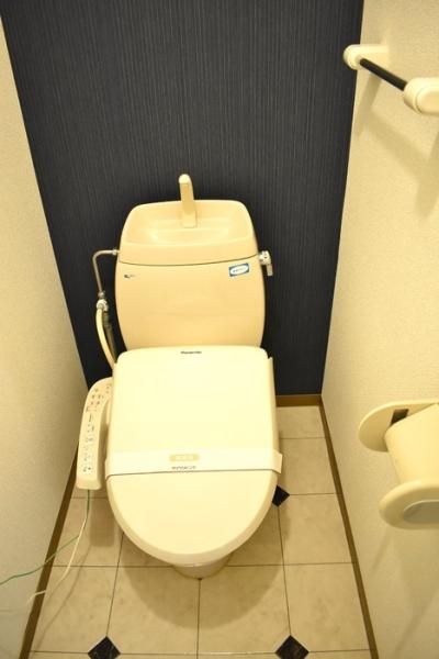 エントピアマルオカ