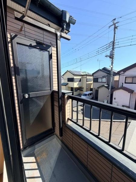 鴻巣市寺谷貸家