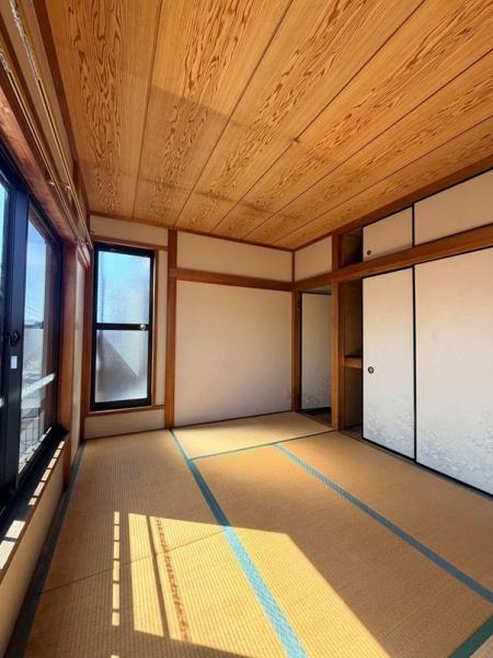 鴻巣市寺谷貸家