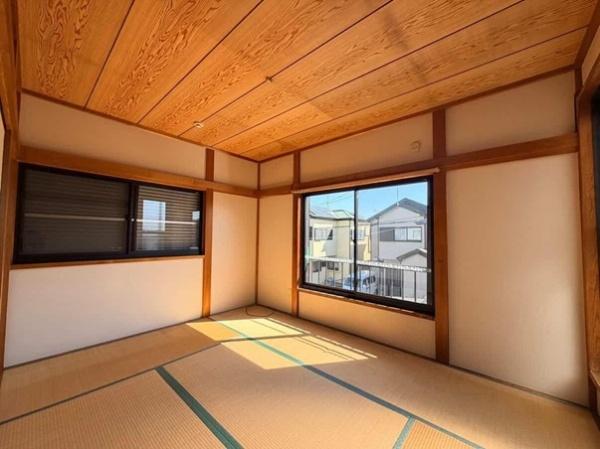 鴻巣市寺谷貸家