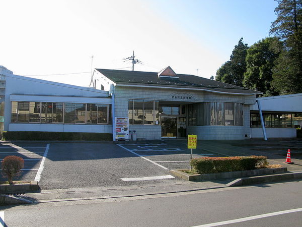 秋山レジデンス(伊奈町立図書館)