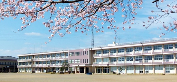 かすみがうら市稲吉東1丁目 戸建住宅(かすみがうら市立下稲吉東小学校)