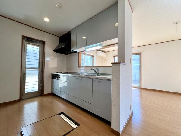 かすみがうら市稲吉東1丁目　戸建住宅