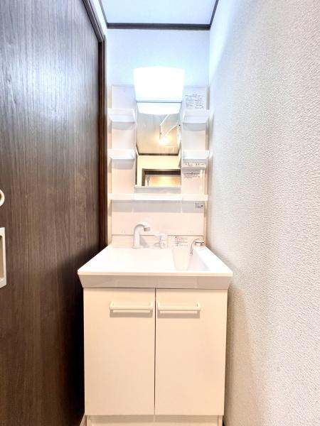 土浦市荒川沖東２丁目のアパート