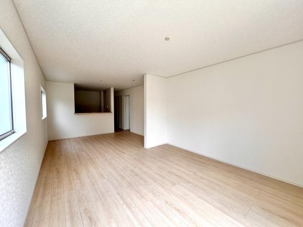 龍ヶ崎市川余郷　新築戸建