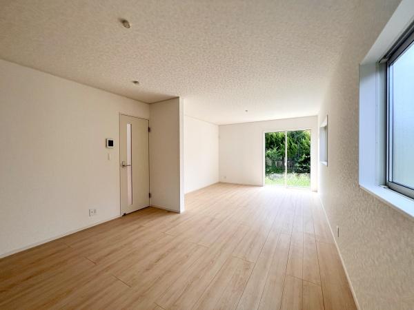 龍ヶ崎市川余郷　新築戸建
