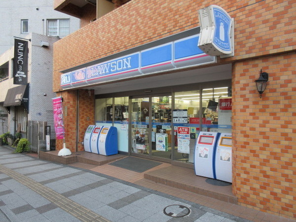 芝ハイツ(ローソン　港三田三丁目店)