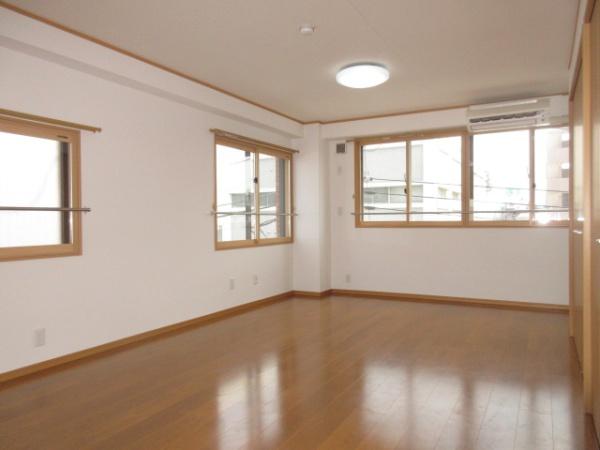 吉澤電工ビル