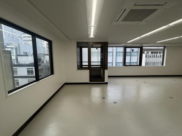 TOHOビル