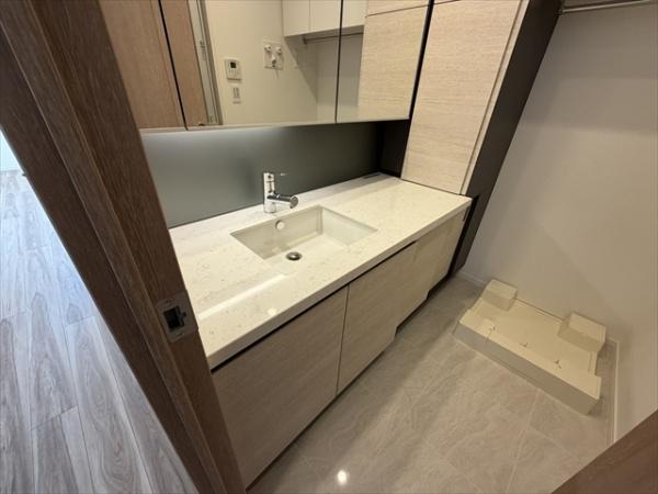 HARUMIFLAGPARKVILLAGE　T棟