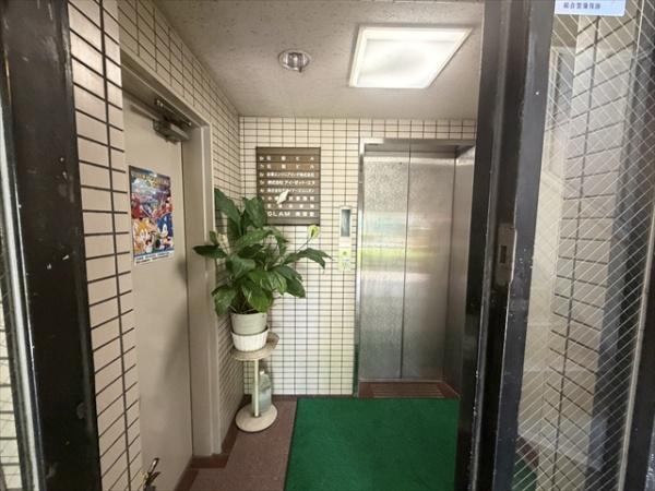 石阪ビル