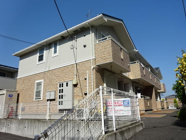柏市南逆井２丁目のアパート