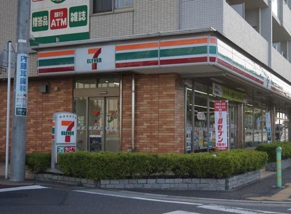 鎌ケ谷市新鎌ケ谷１丁目のマンション(セブンイレブン鎌ケ谷総合病院前店)