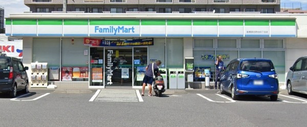 船橋市習志野台２丁目のアパート(ファミリーマート船橋習志野台五丁目店)