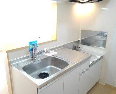 船橋市南三咲３丁目のアパート