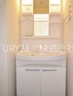 松戸市六実３丁目のマンション