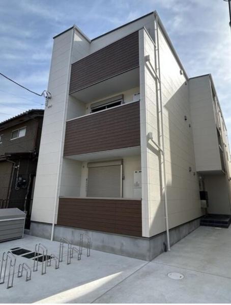 松戸市六実2丁目のアパート