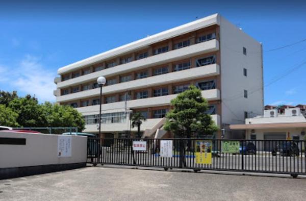 船橋市金杉７丁目のタウンハウス(船橋市立金杉小学校)