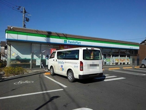船橋市三咲４丁目のアパート(ファミリーマート船橋三咲二丁目店)