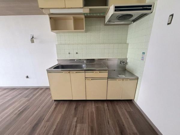 千葉市中央区新千葉２丁目のマンション